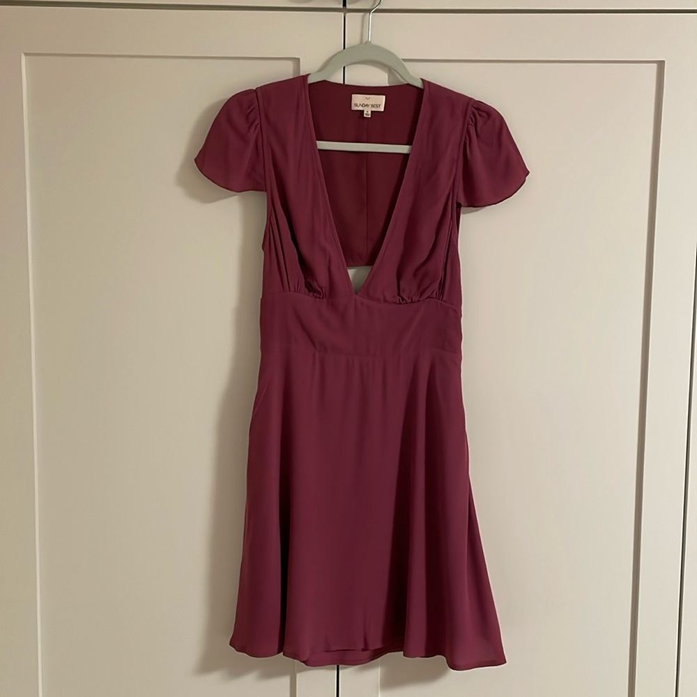 Sunday Best back cutout flutter sleeve short dress - size 6